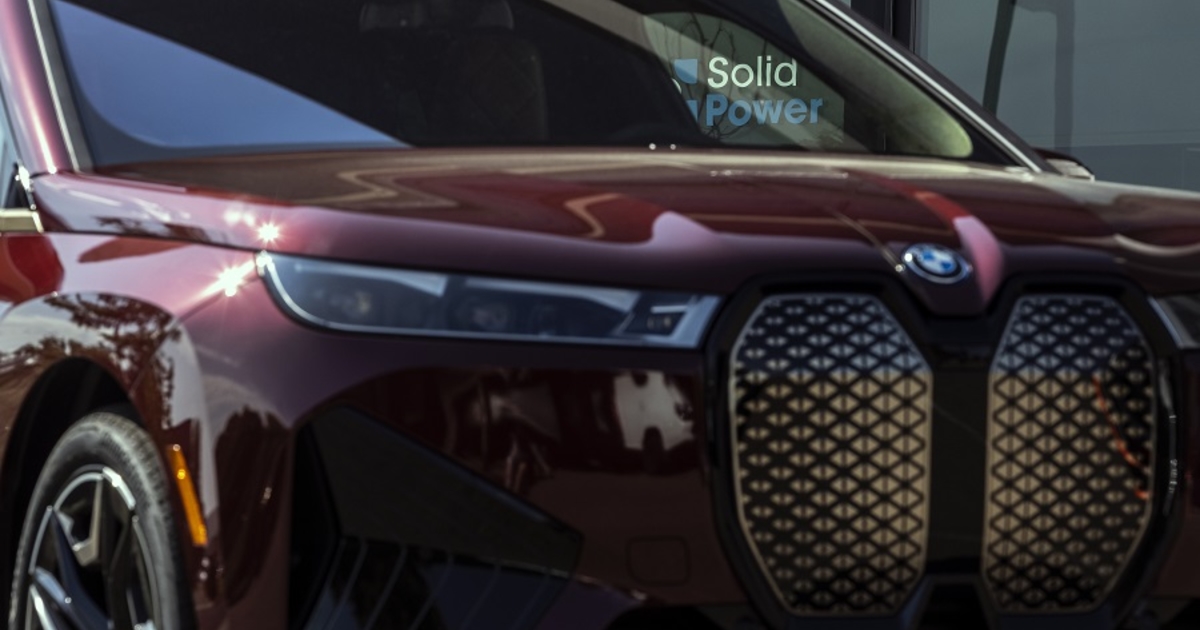 BMW จะสร้างเซลล์แบตเตอรี่ของ Solid Power ภายใต้ข้อตกลงเพิ่มเติม
