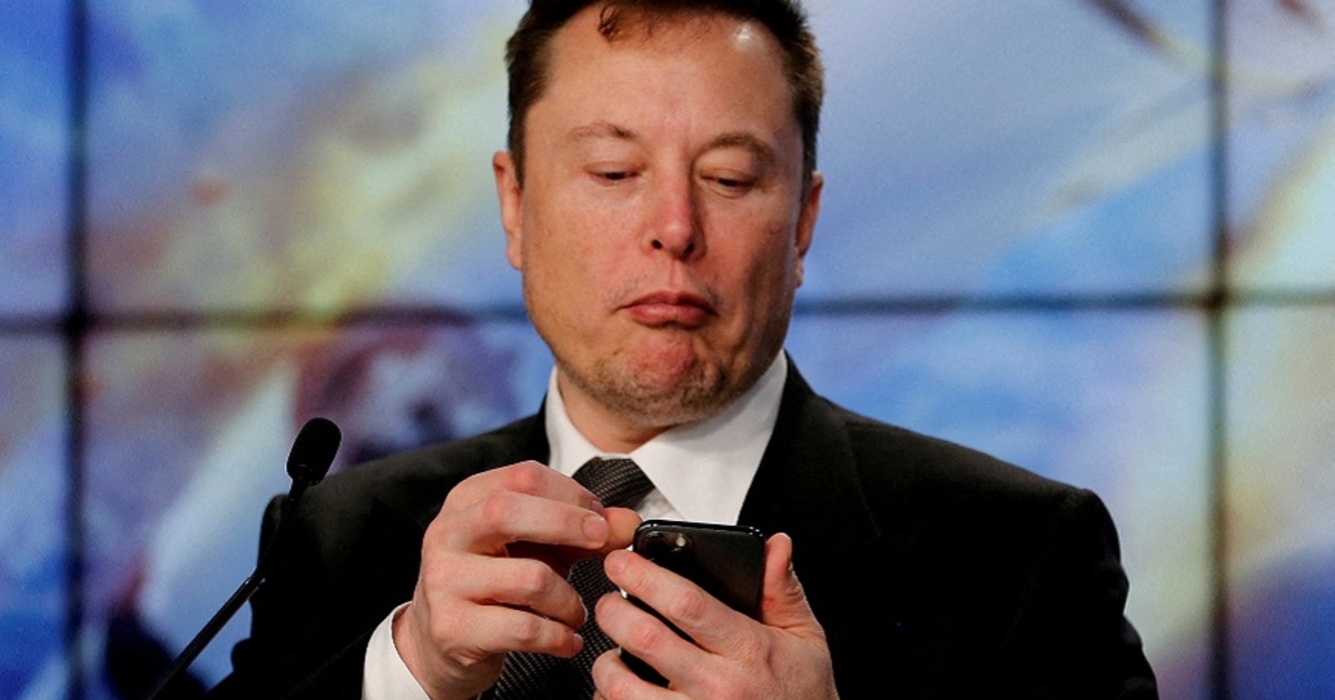 Musk มองข้ามผลกระทบของทวีตของเขาในการทดลองของ Tesla