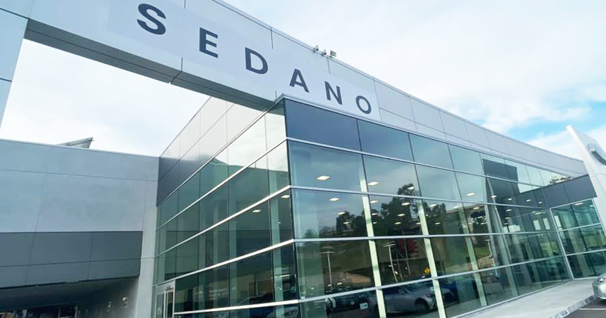 Manny Sedano ซื้อตัวแทนจำหน่ายรถยนต์จาก SoCal Penske Dealer Group