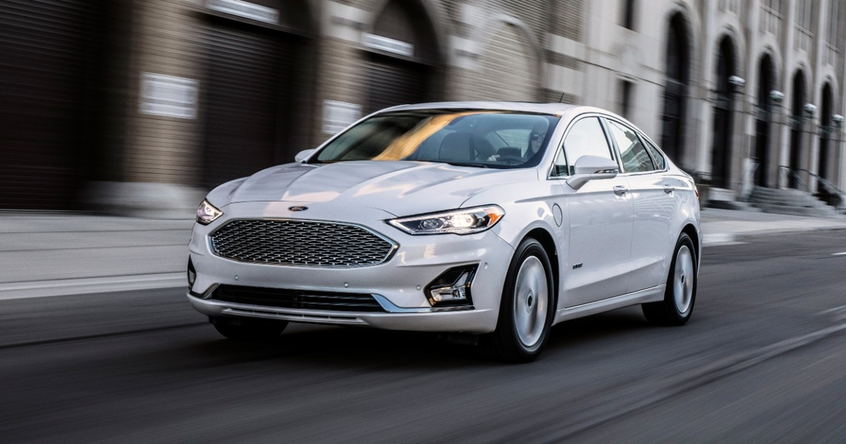 Ford Motor เรียกคืนรถ Fusion PHEV รุ่นปี 2019-20 บางรุ่น