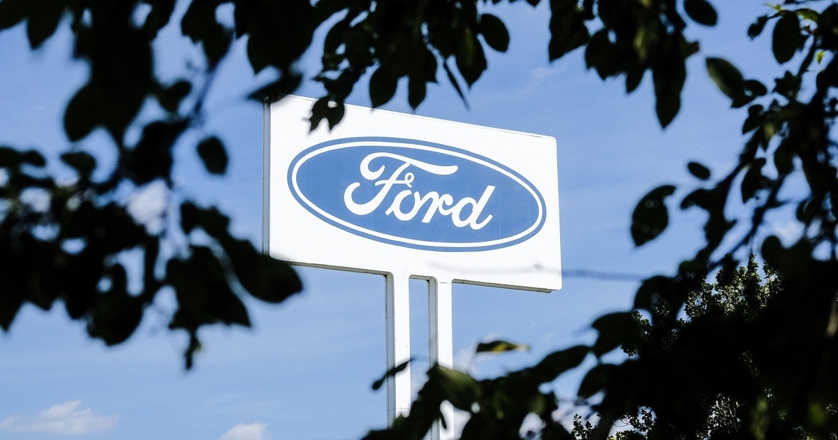 Ford ฟ้อง Blue Cross Blue Shield ในคดีต่อต้านการผูกขาดประกันสุขภาพ