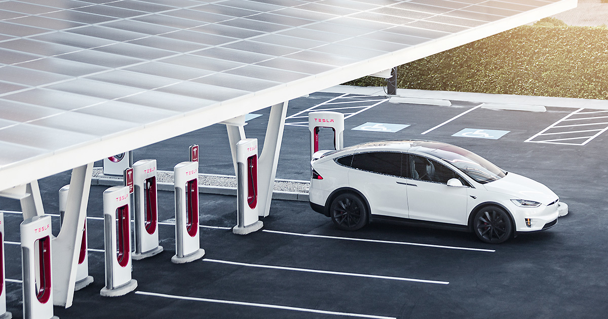 GM บรรลุข้อตกลงกับ Tesla ให้ EV ใช้ Supercharger